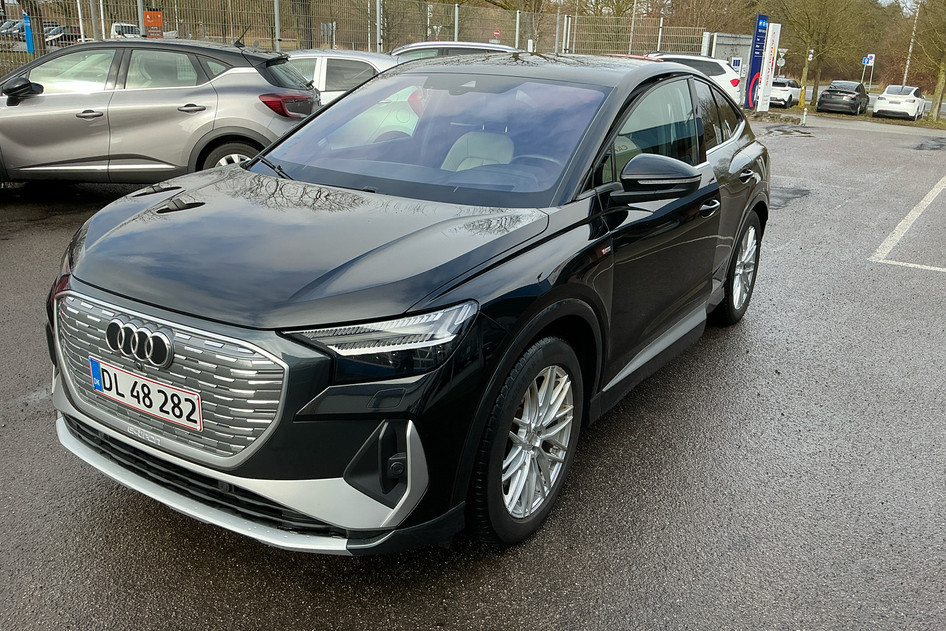 Audi Q4 e-tron, 2022, 150 kW, электричество, автомат, задний привод