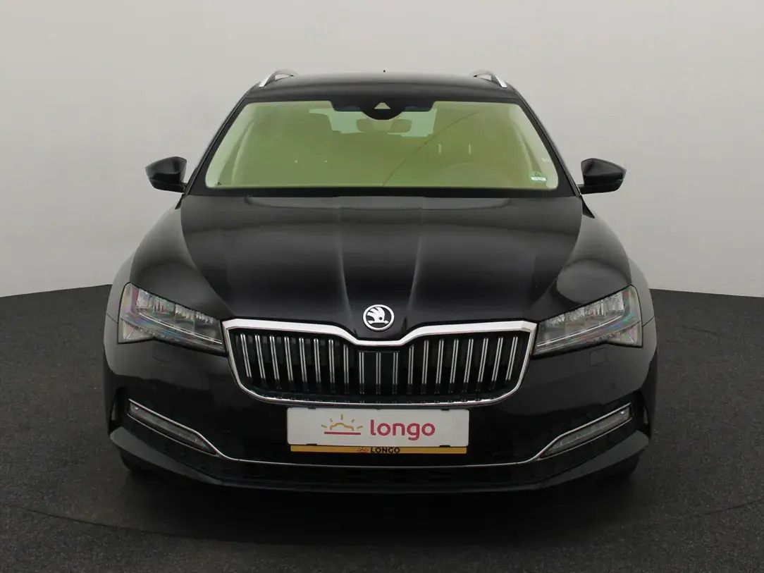 Škoda Superb 2020, photo 3/35