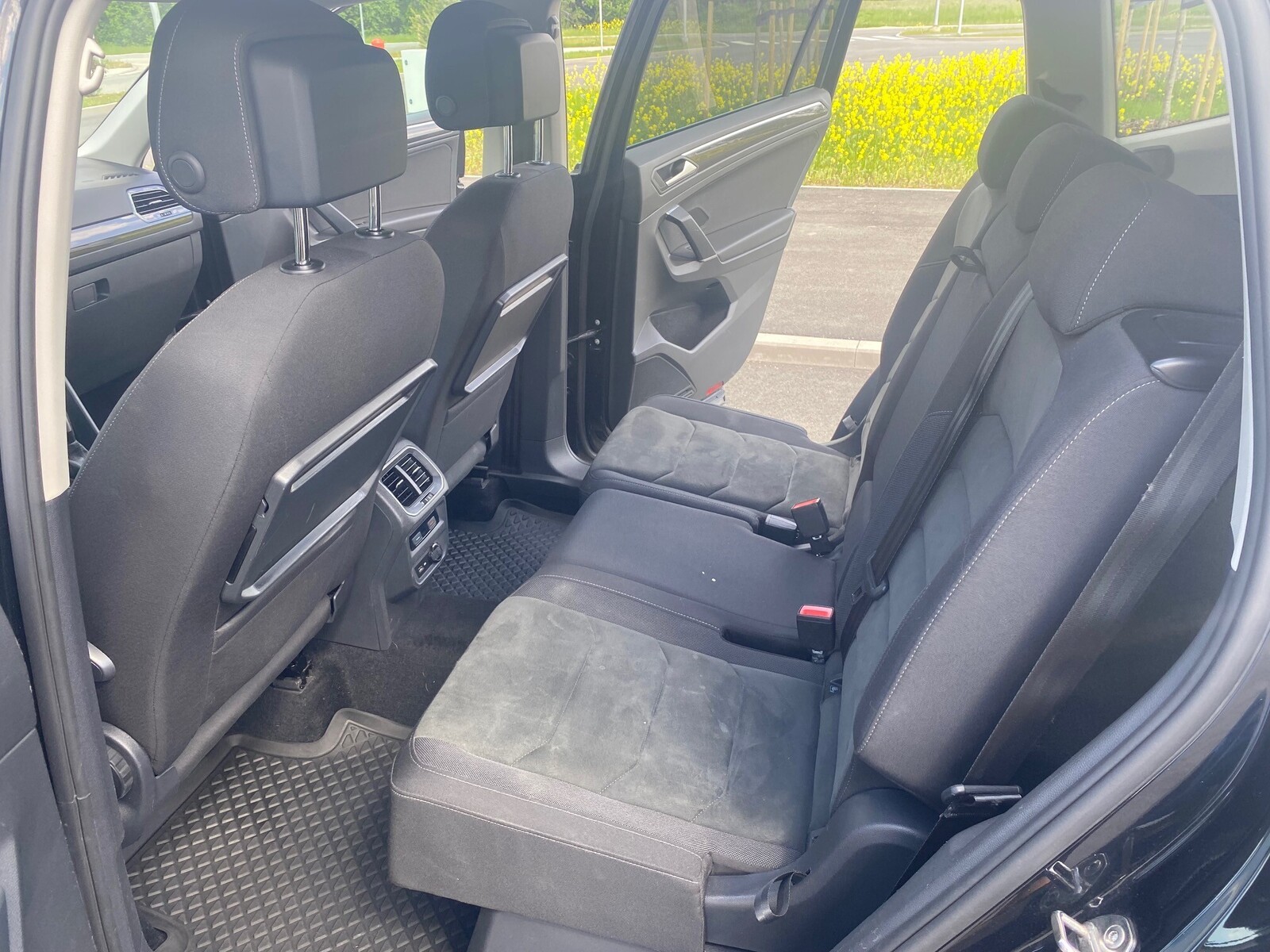 Volkswagen Tiguan 2021, photo 5/7