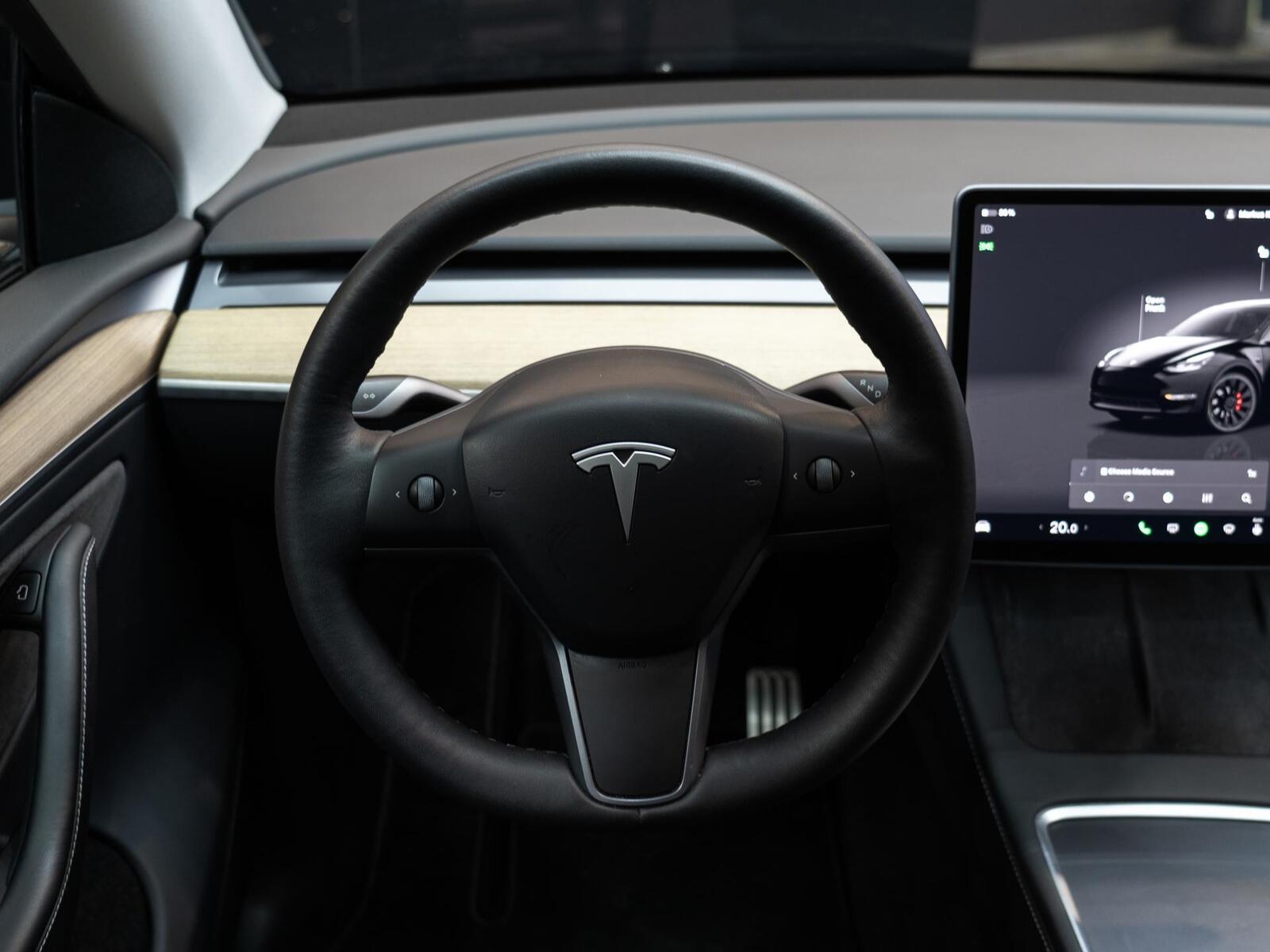Tesla Model Y 2022, photo 6/15