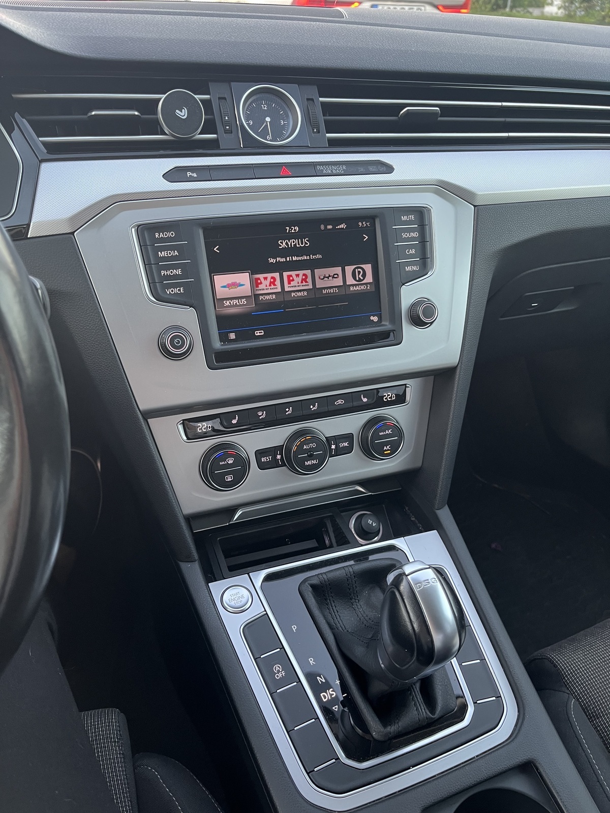 Volkswagen Passat 2016, photo 5/6