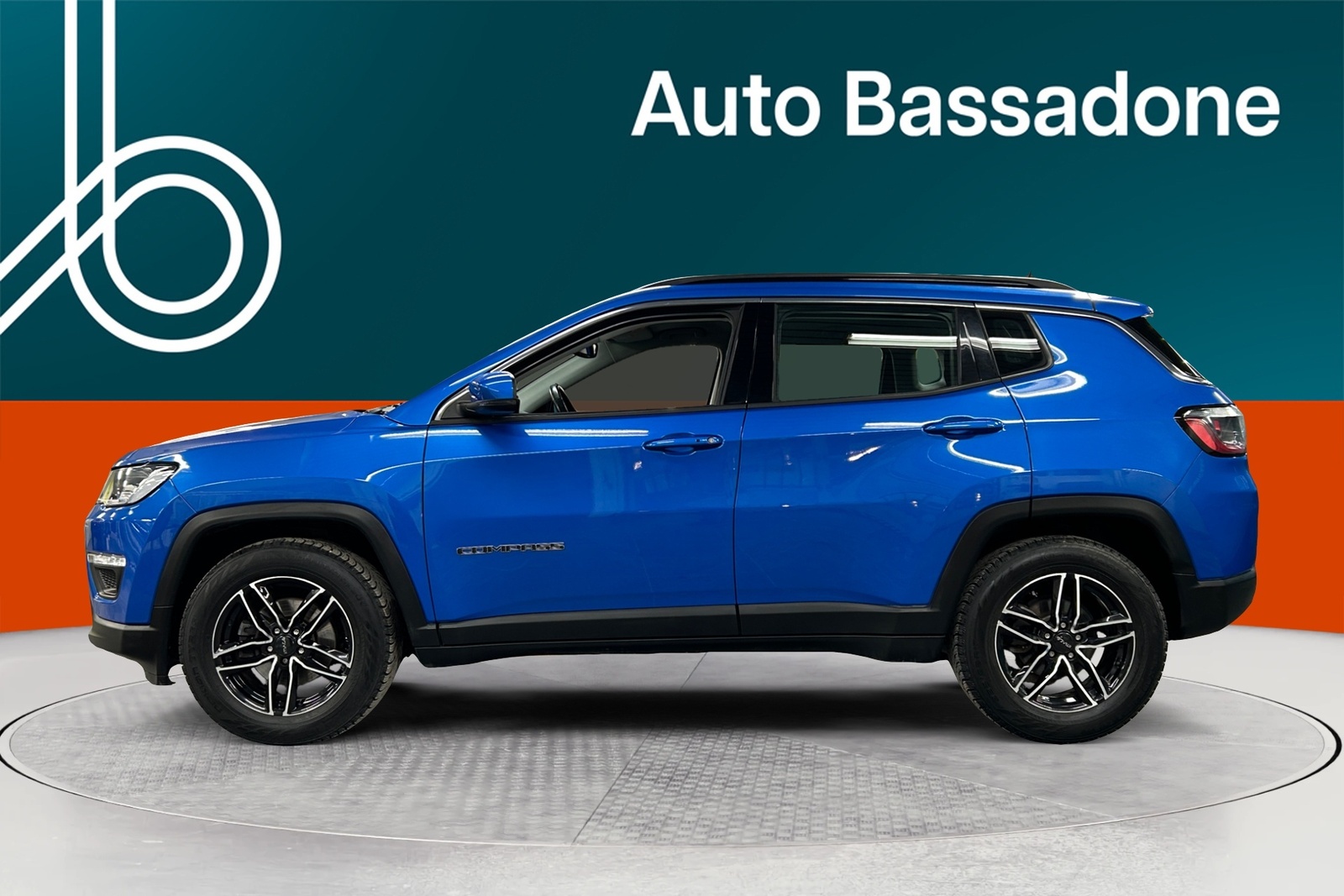 Jeep Compass 2021, photo 2/26