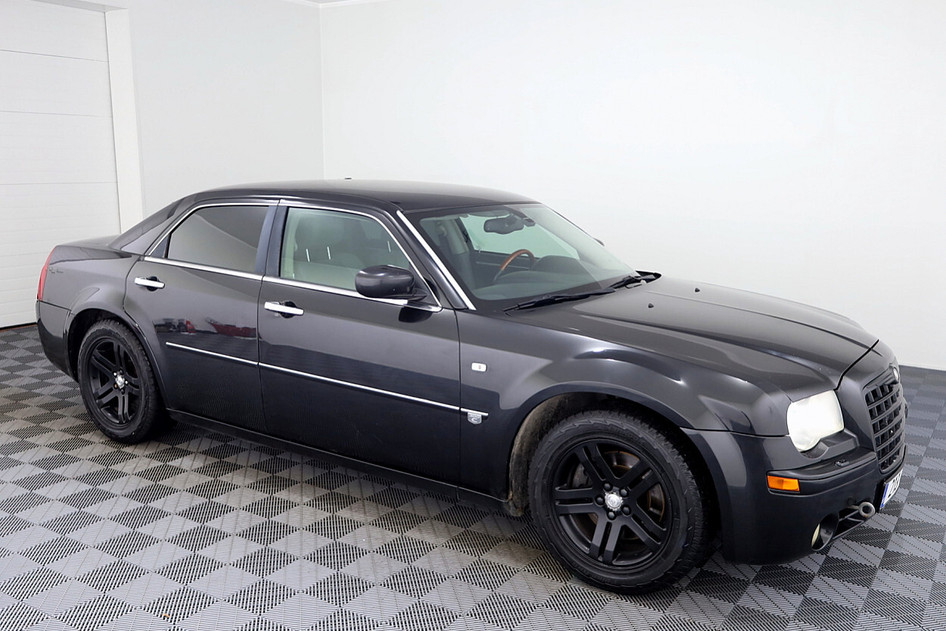 Chrysler 300C, 2004, 5.7, 250 kW, bensiin, automaat, tagavedu