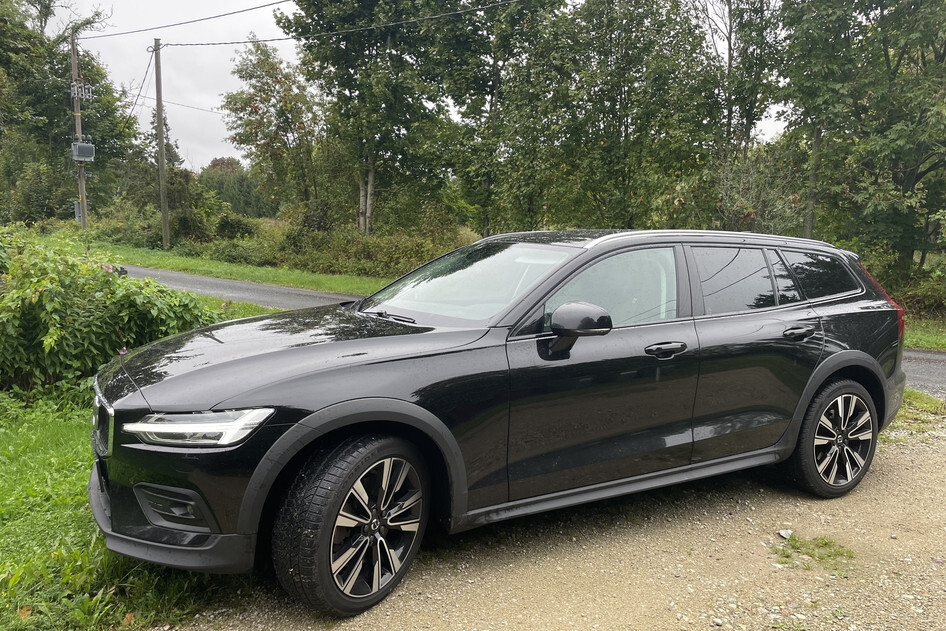 Volvo V60 Cross Country, 2021, 2.0, 145 kW, hübriid (diisel/elekter), automaat, nelikvedu