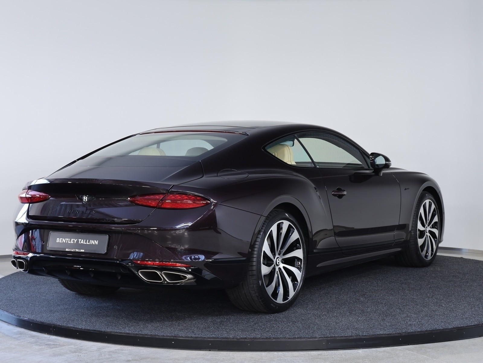 Bentley Continental GT 2026, photo 2/10