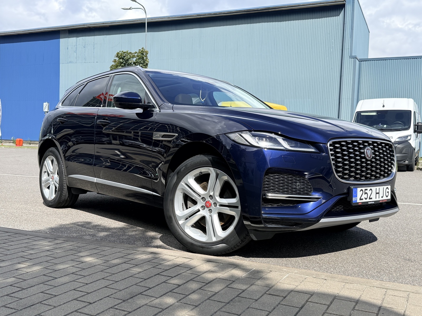 Jaguar F-Pace