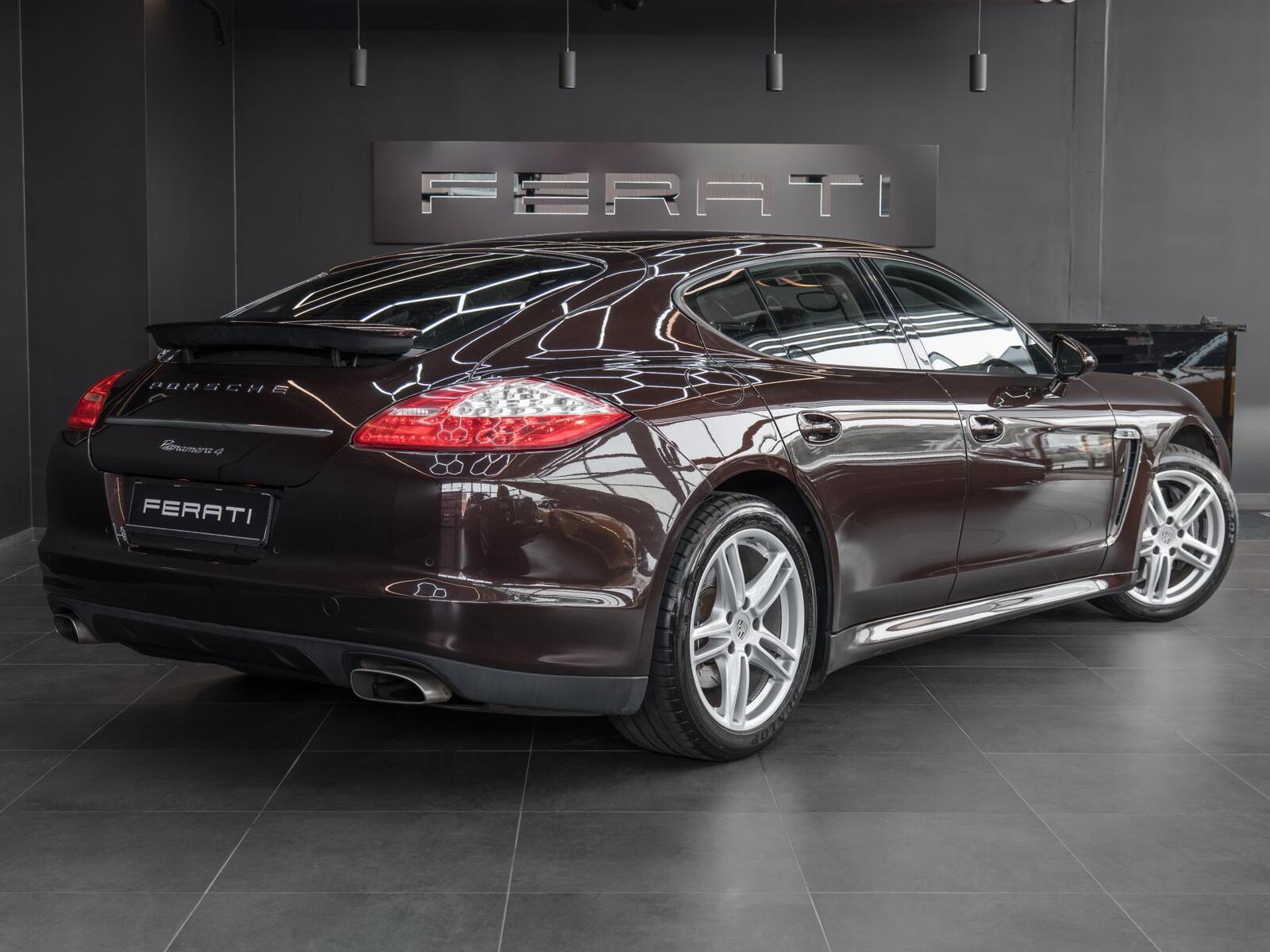 Porsche Panamera 4 2012, photo 2/10
