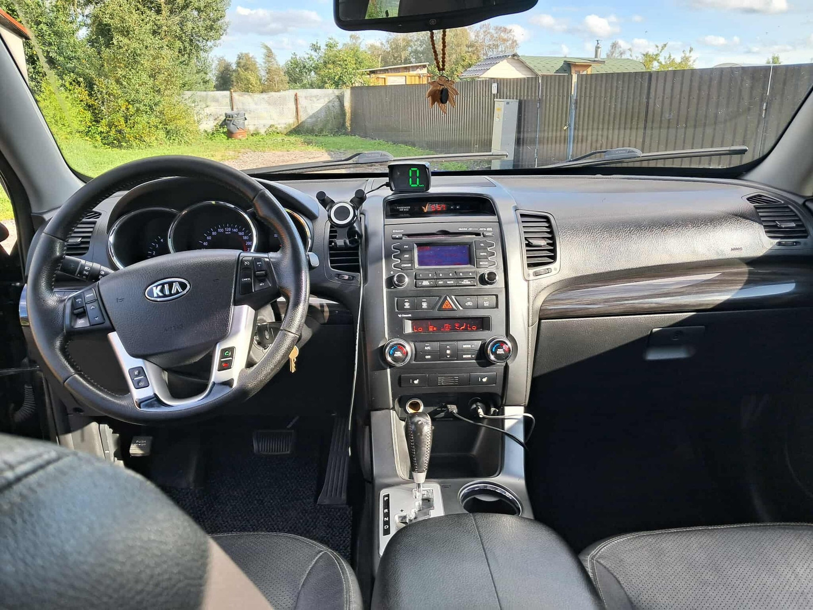 Kia Sorento 2011, photo 6/10