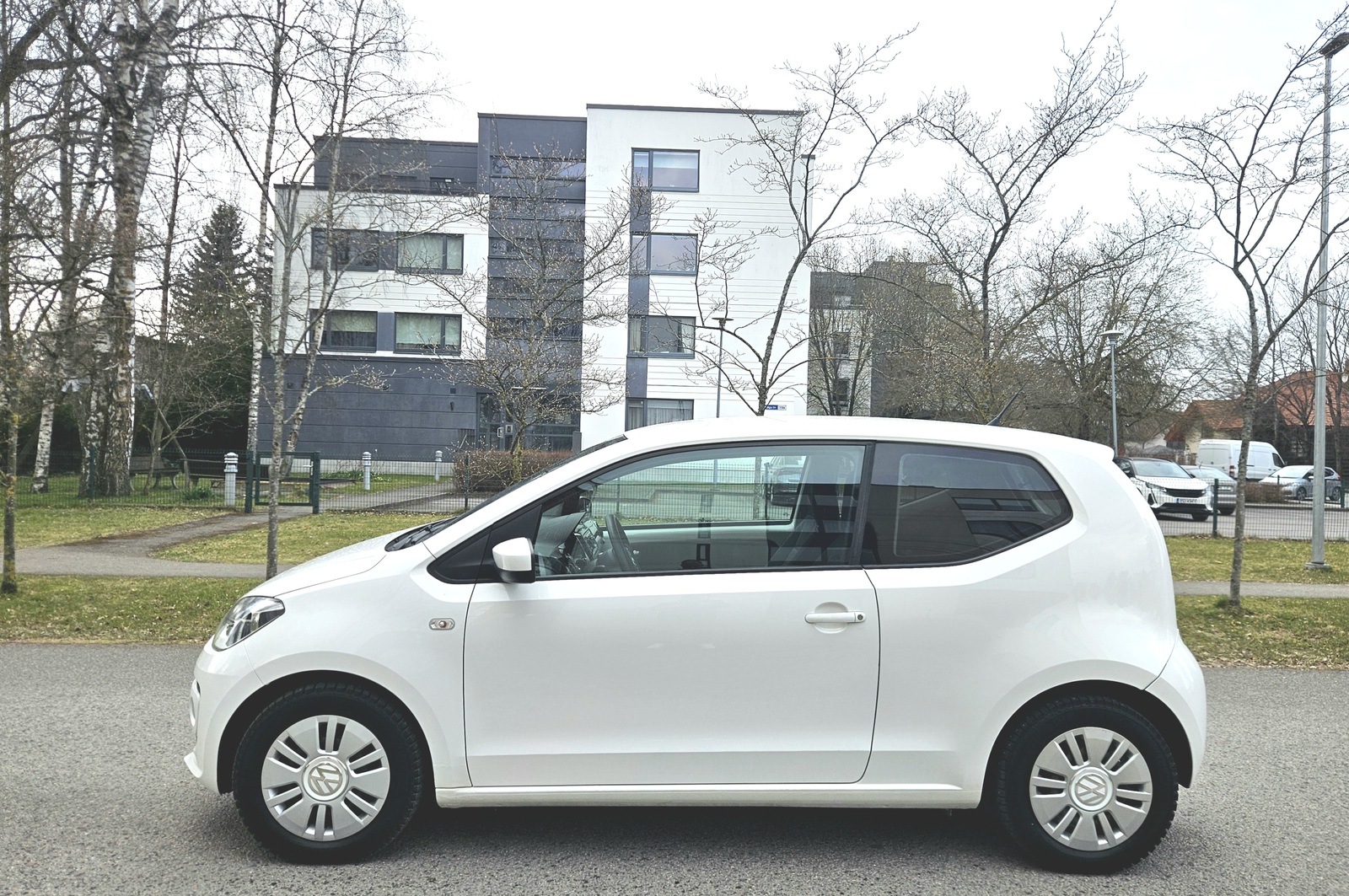Volkswagen up! 2013, kuva 5/12