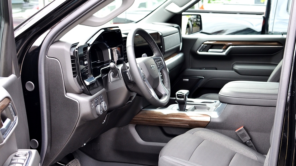 Chevrolet Silverado Z71 2026, kuva 5/10