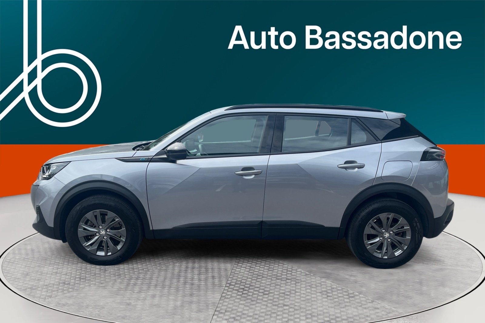 Peugeot 2008 2023, photo 2/22