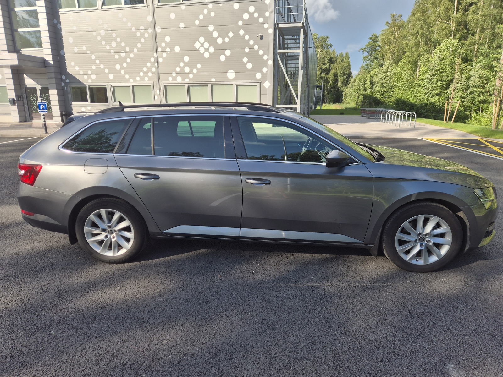 Škoda Superb 2022, kuva 5/10