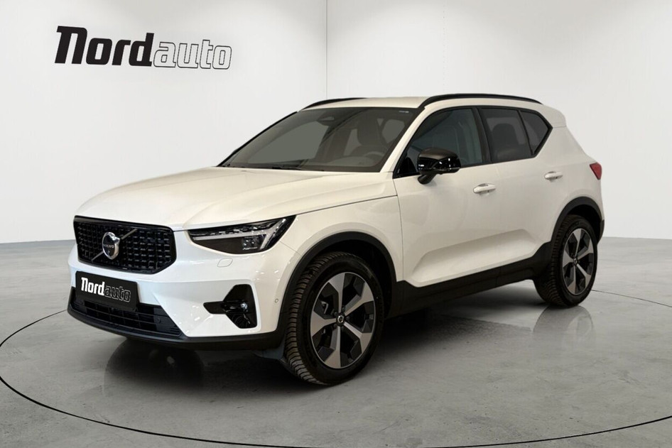 Volvo XC40, 2025, 2.0, 120 kW, гибрид (бензин/электричество), автомат, передний привод