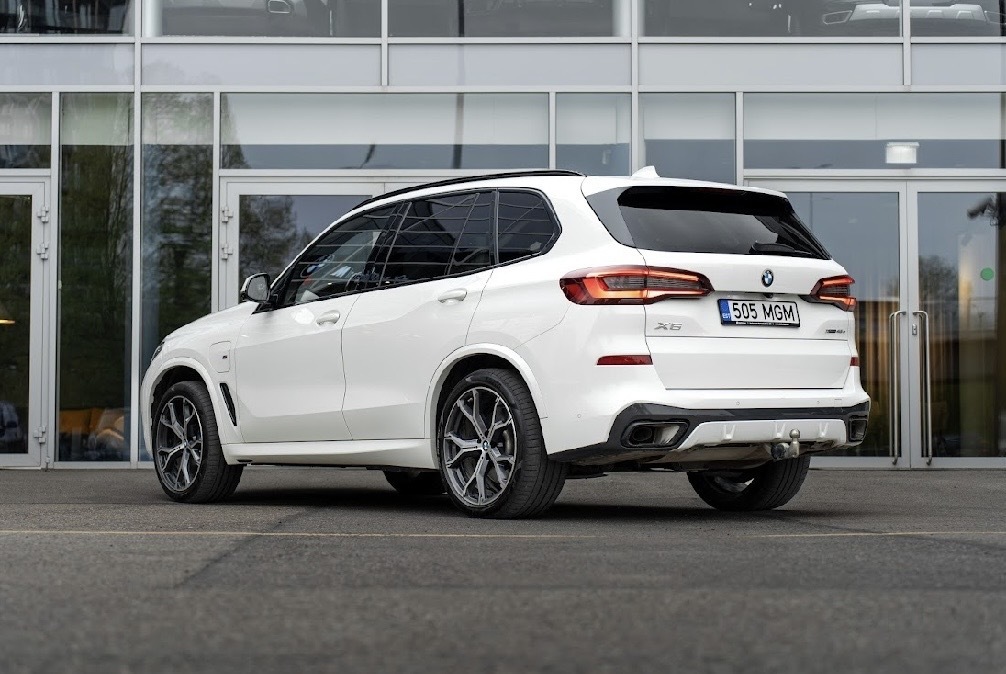 BMW X5 2021, kuva 4/11