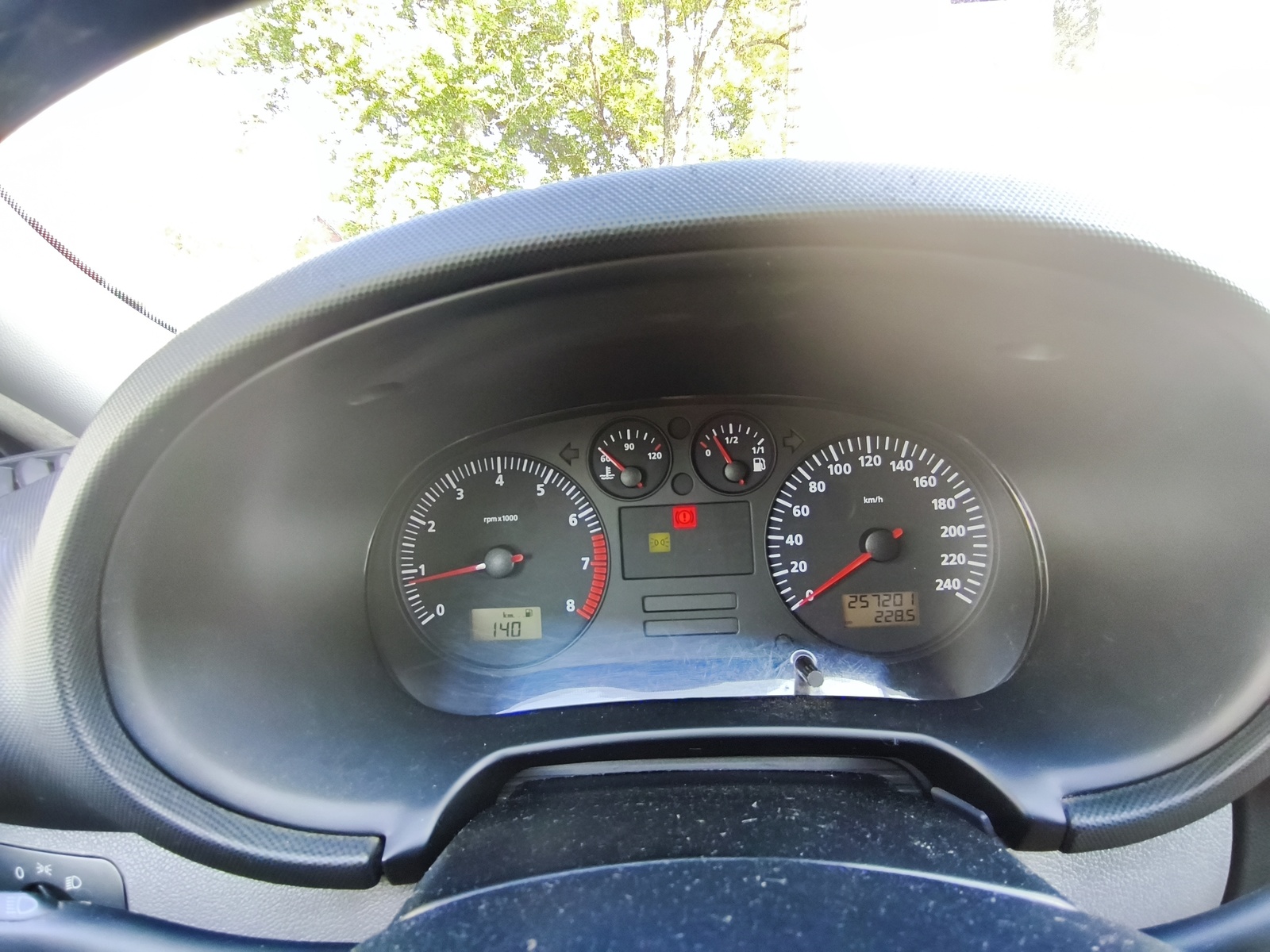 SEAT Toledo 2003, photo 8/8