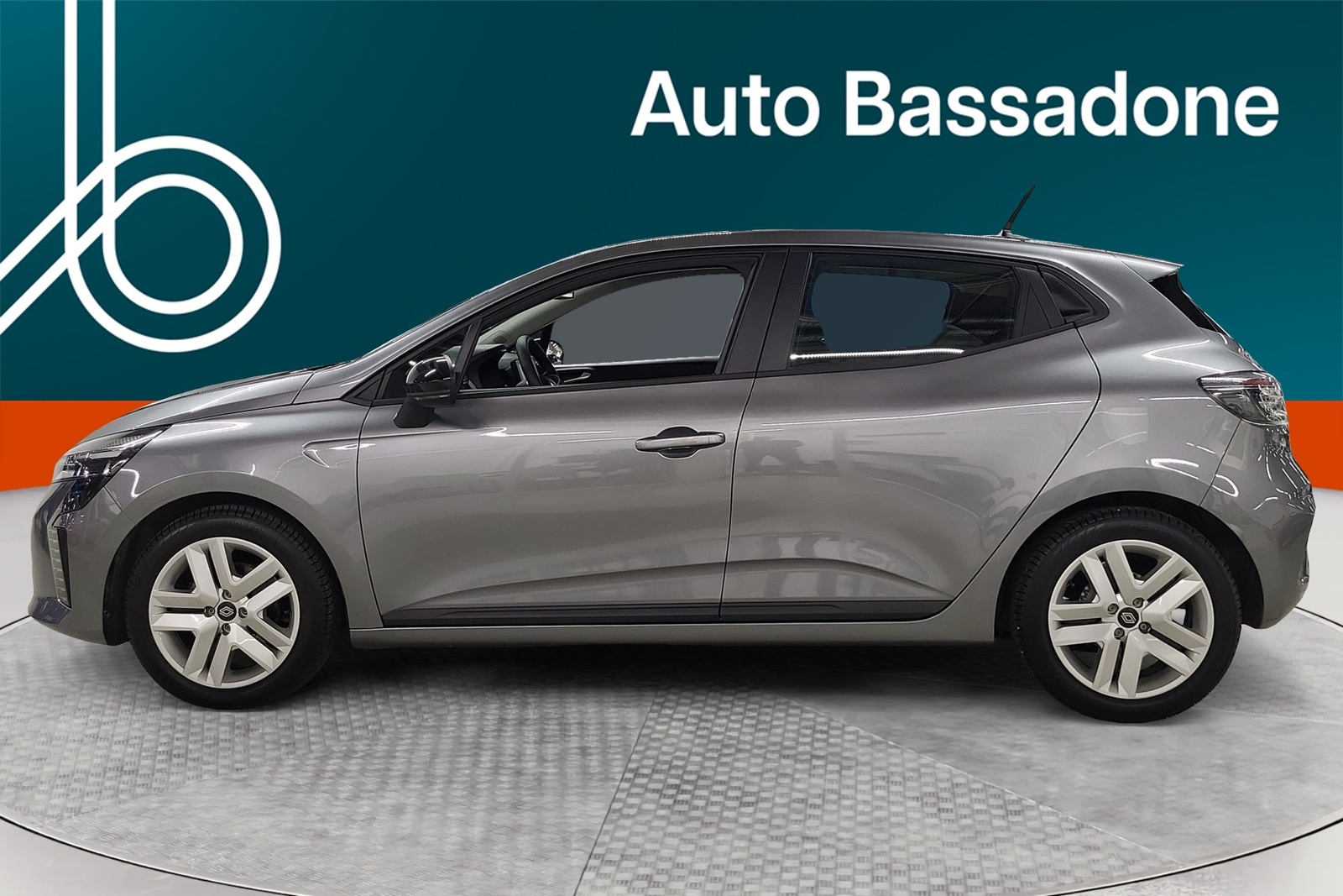 Renault Clio 2024, photo 2/10