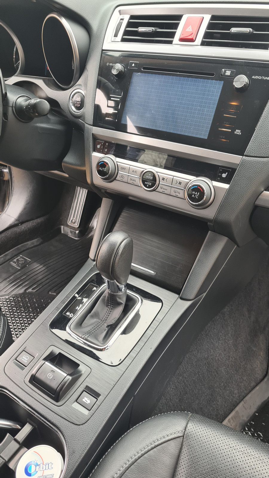 Subaru Outback 2017, photo 6/12