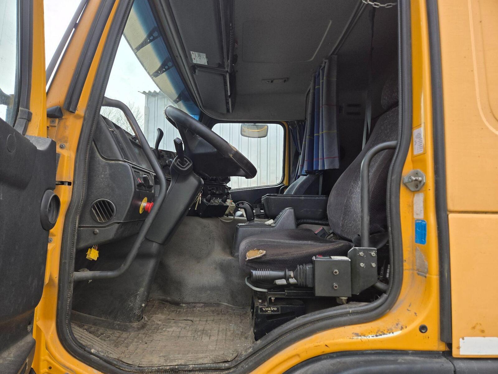 Volvo FM12 2000, kuva 7/19