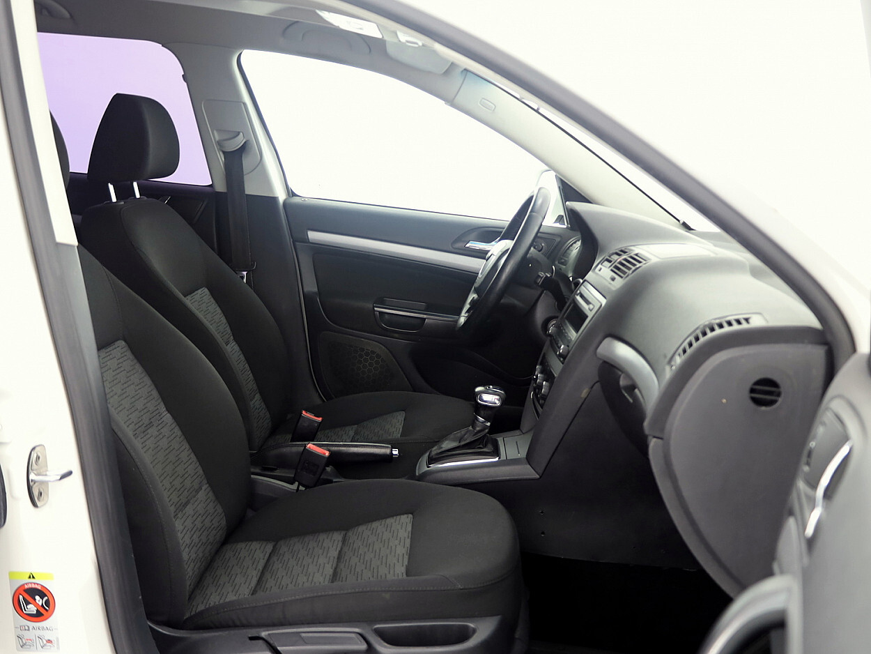 Škoda Octavia 2012, photo 6/7