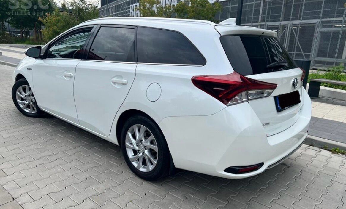 Toyota Auris 2015, photo 6/16