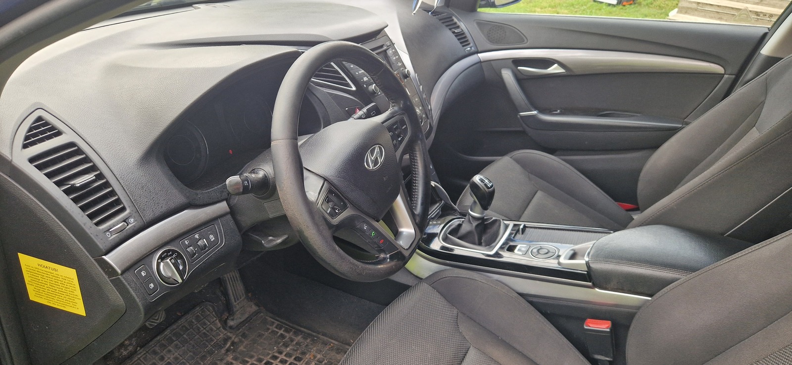 Hyundai i40 1.6 99kW 2012, photo 4/8
