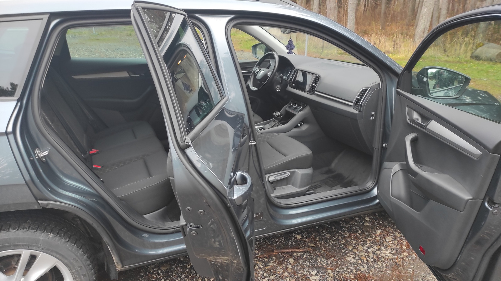 Škoda Karoq 2020, photo 7/18