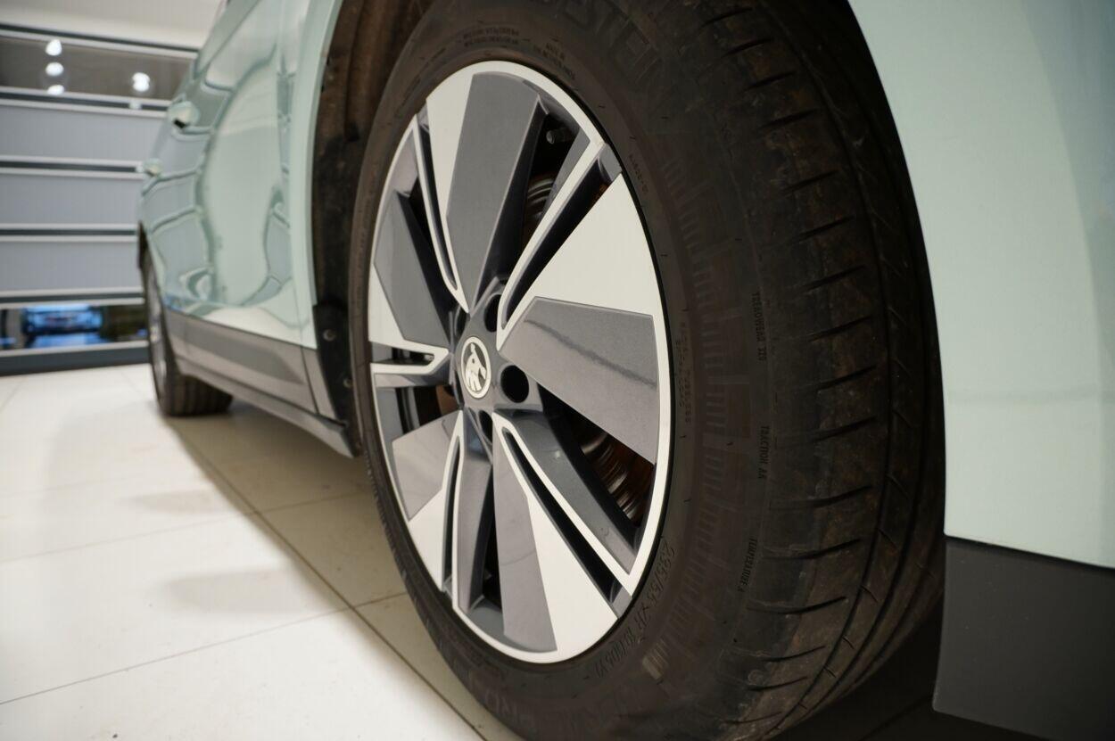 Škoda Enyaq 2022, photo 5/26