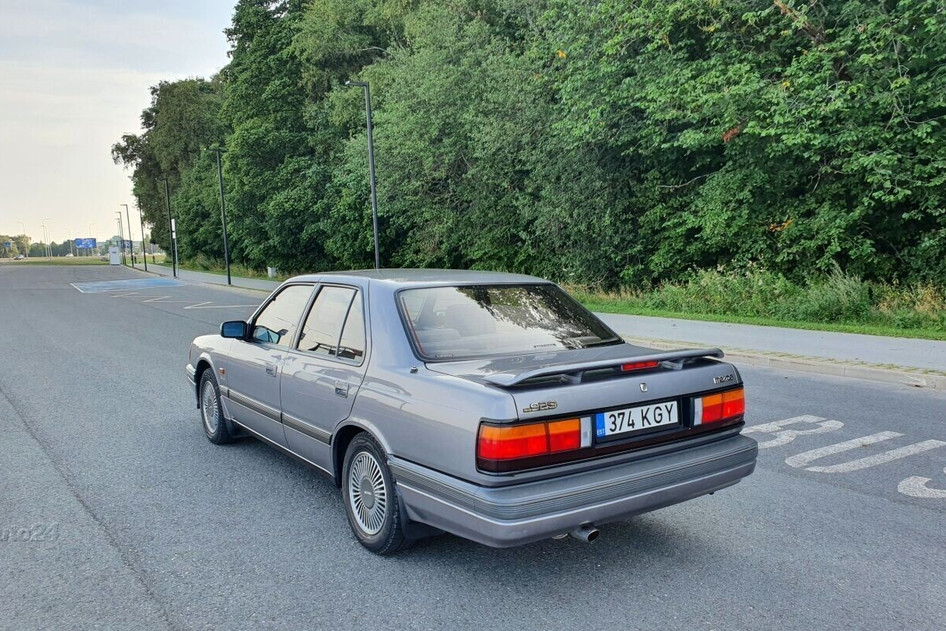 Mazda 929, 1990, 3.0, 121 kW, petrol, automatic, rear-wheel drive