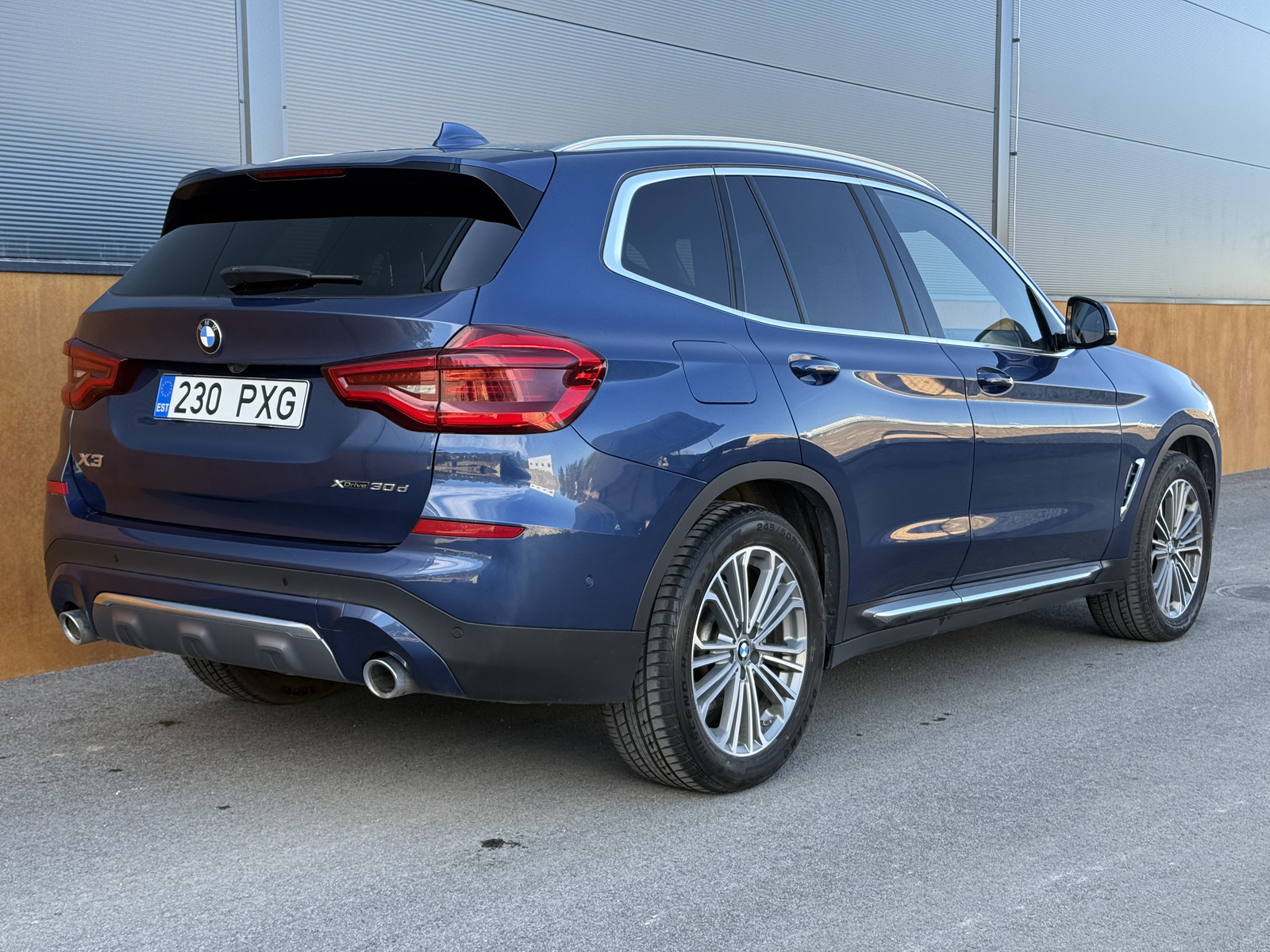 BMW X3 xDrive30d LuxuryLine 3.0 210kW 2022, photo 2/12