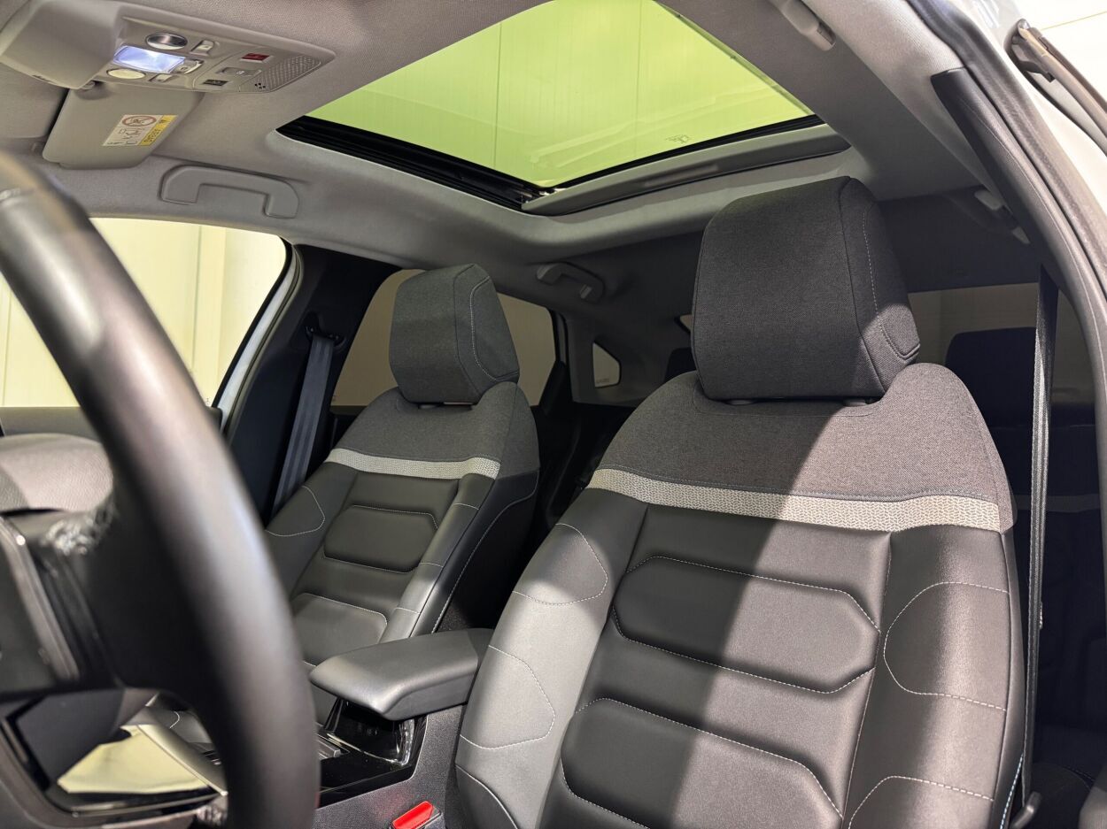 Citroën C4 X 2023, photo 7/10