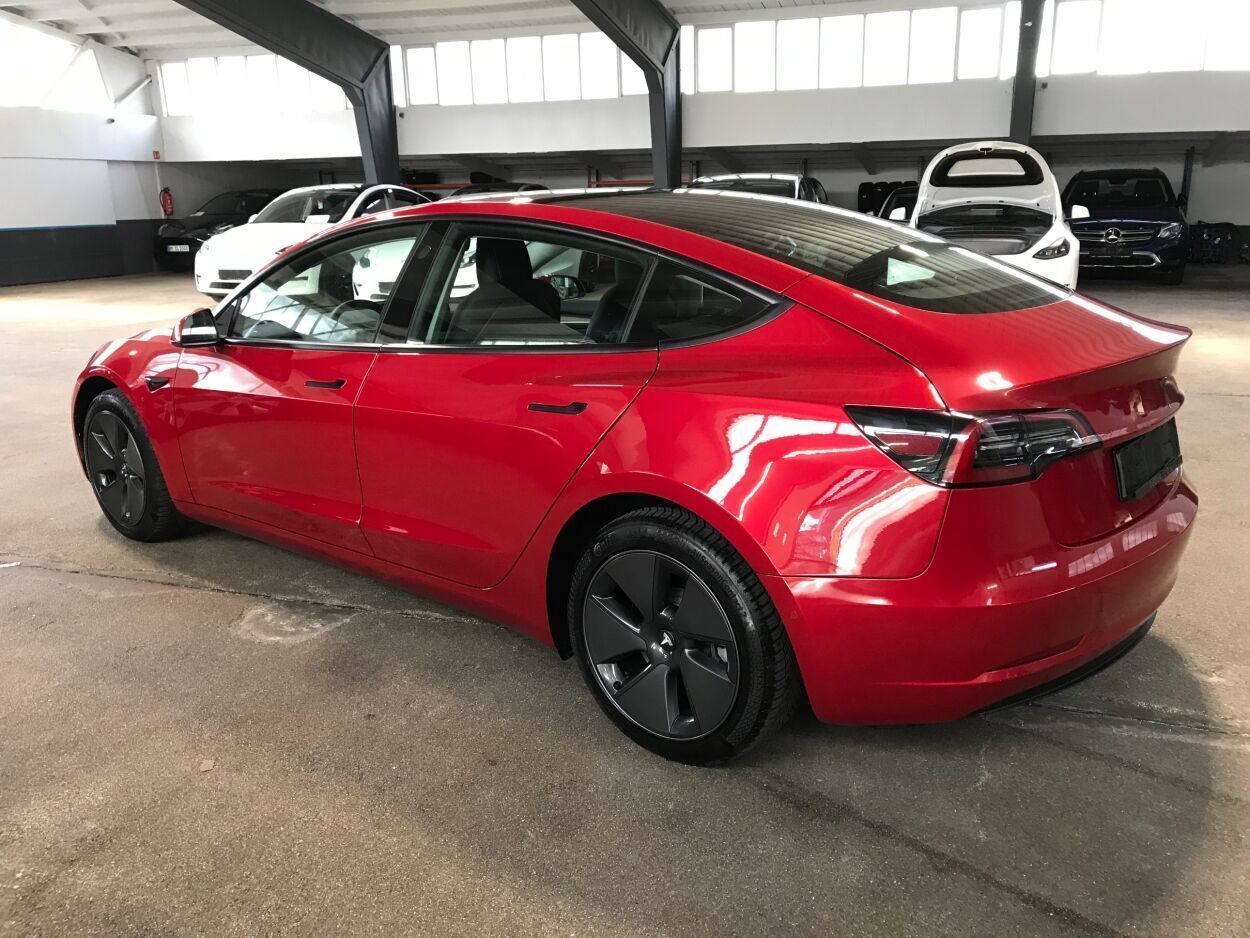Tesla Model 3 2021, photo 2/22