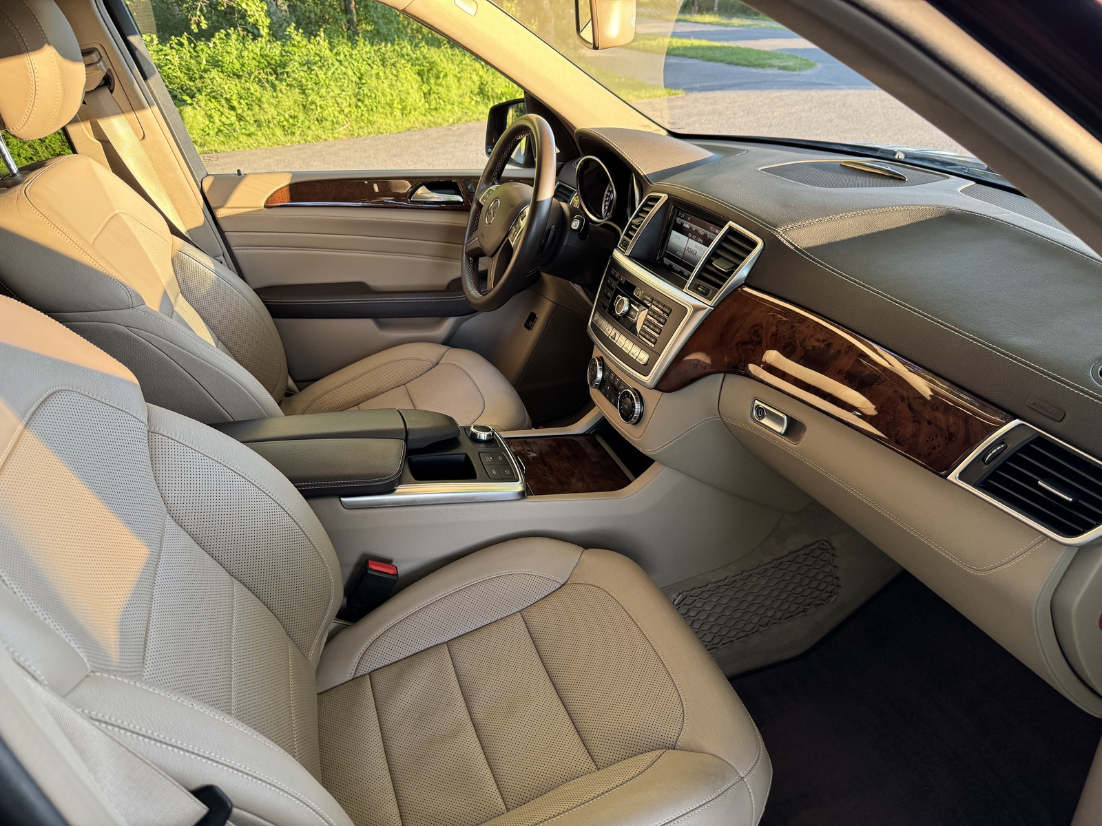 Mercedes-Benz ML 350 2015, photo 6/10