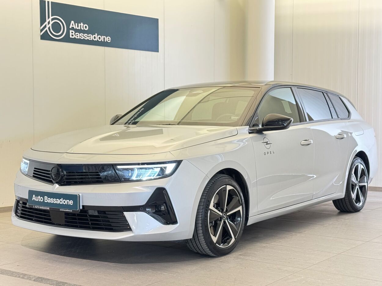 Opel Astra Tourer GS 180 PHEV Pistikhübriid 1.6 110kW