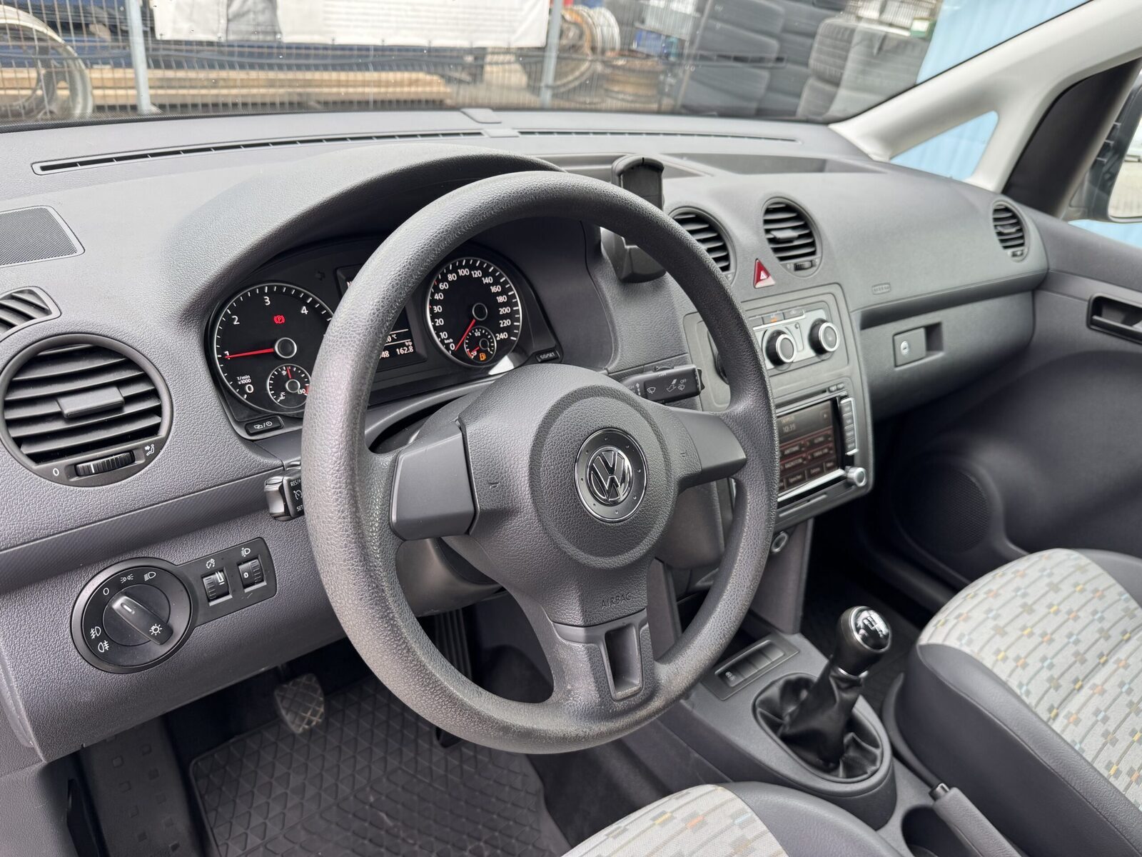 Volkswagen Caddy 2013, photo 4/19