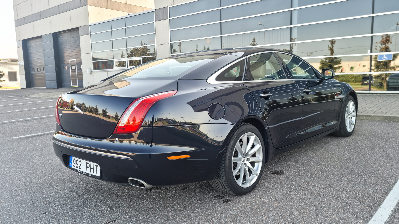 Jaguar XJ Premium Luxury 3.0 202kW 2012, photo 3/8