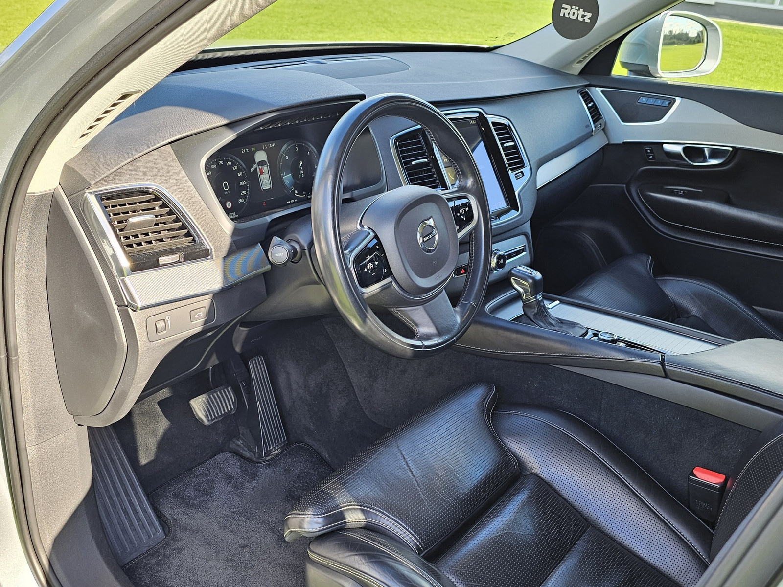 Volvo XC90 2017, photo 7/9