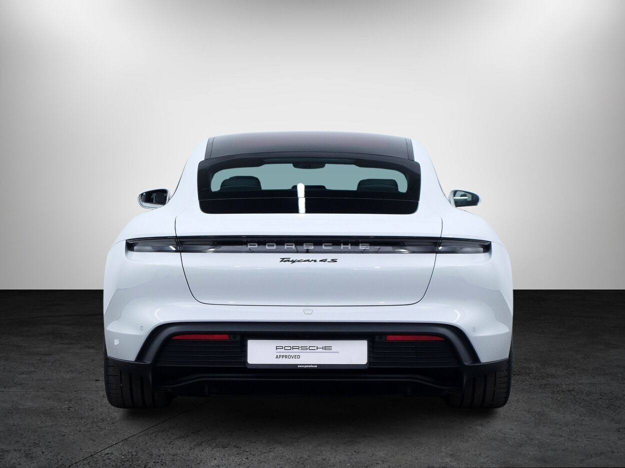 Porsche Taycan 4S 2023, photo 6/10