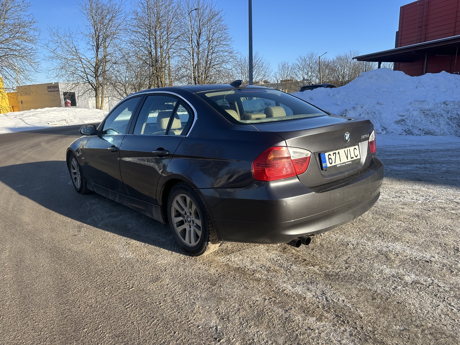BMW 325 2006, kuva 3/6