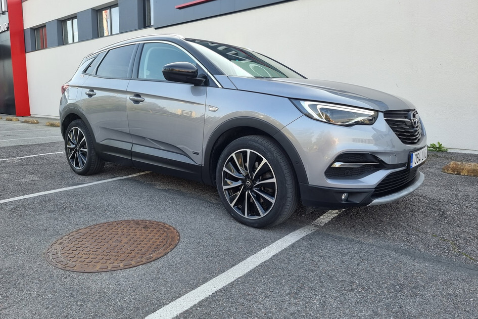 Opel Grandland X, 2020, 1.6, 147 kW, plug-in hybrid (petrol/electric), automatic, four-wheel drive
