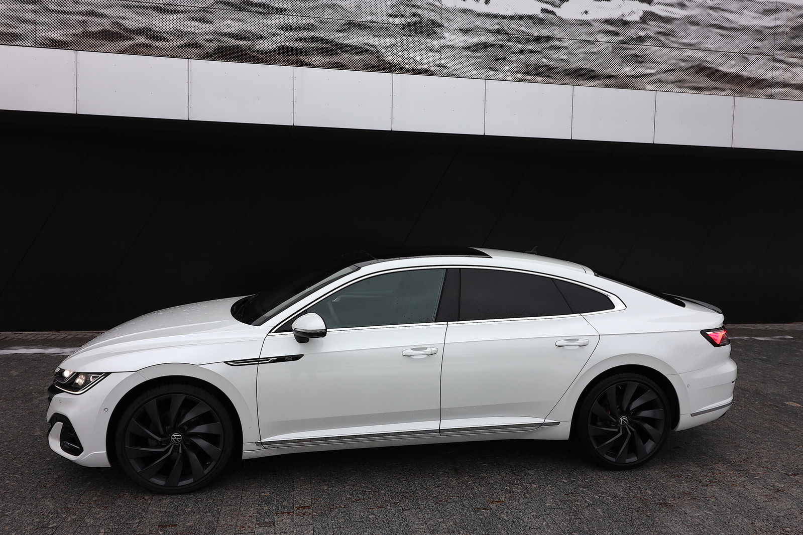 Volkswagen Arteon 2021, photo 4/19