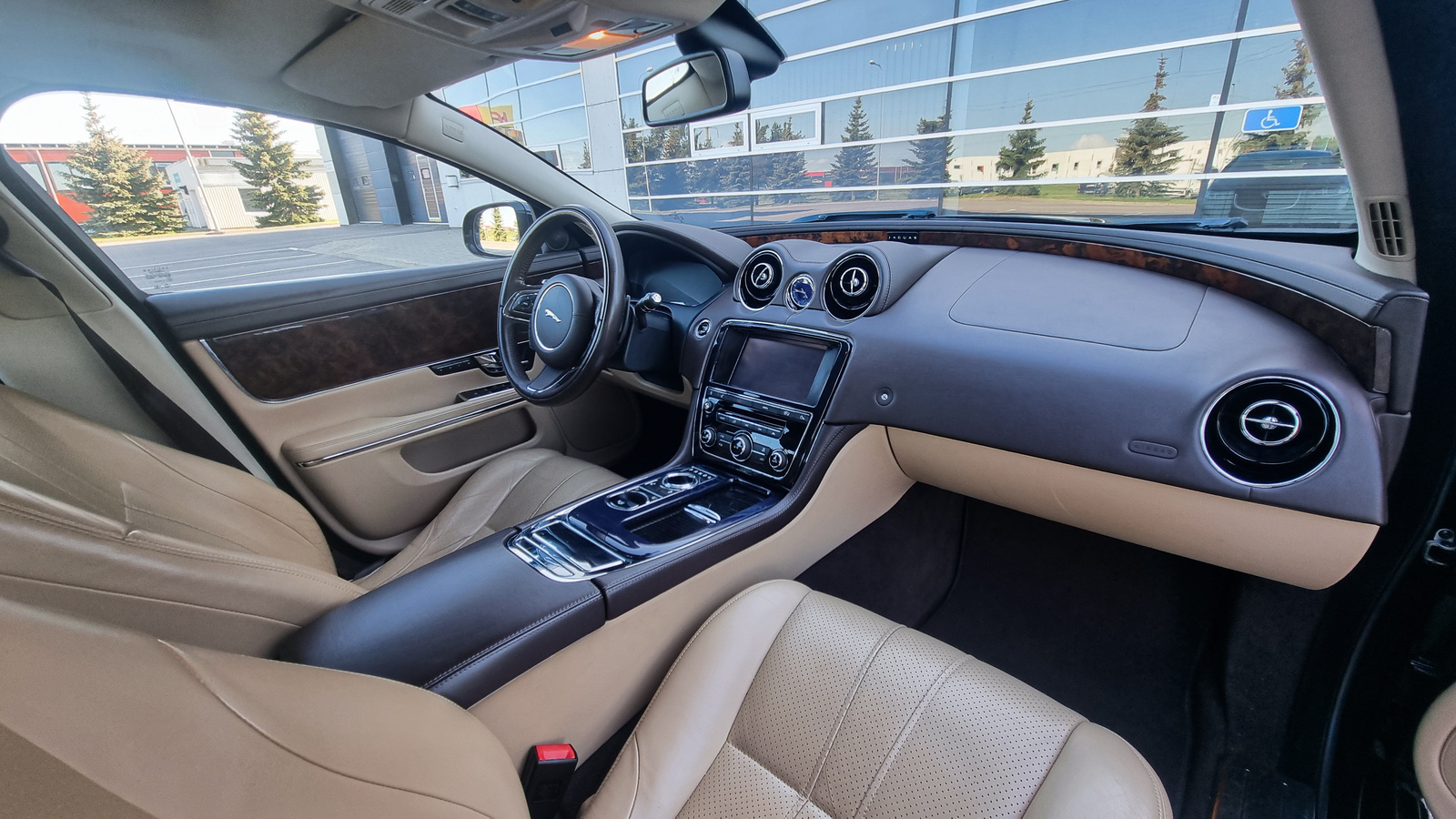 Jaguar XJ Premium Luxury 3.0 202kW 2012, photo 6/8
