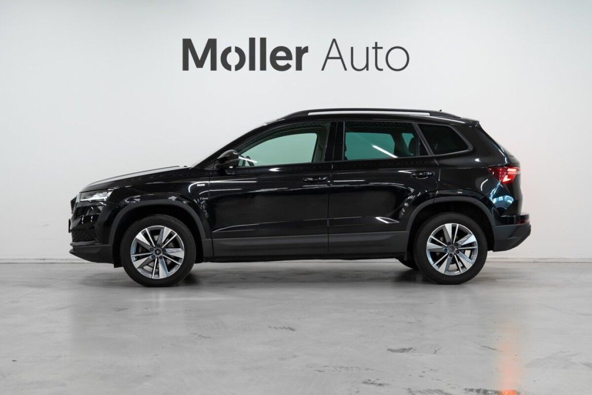 Škoda Karoq 2022, photo 2/23