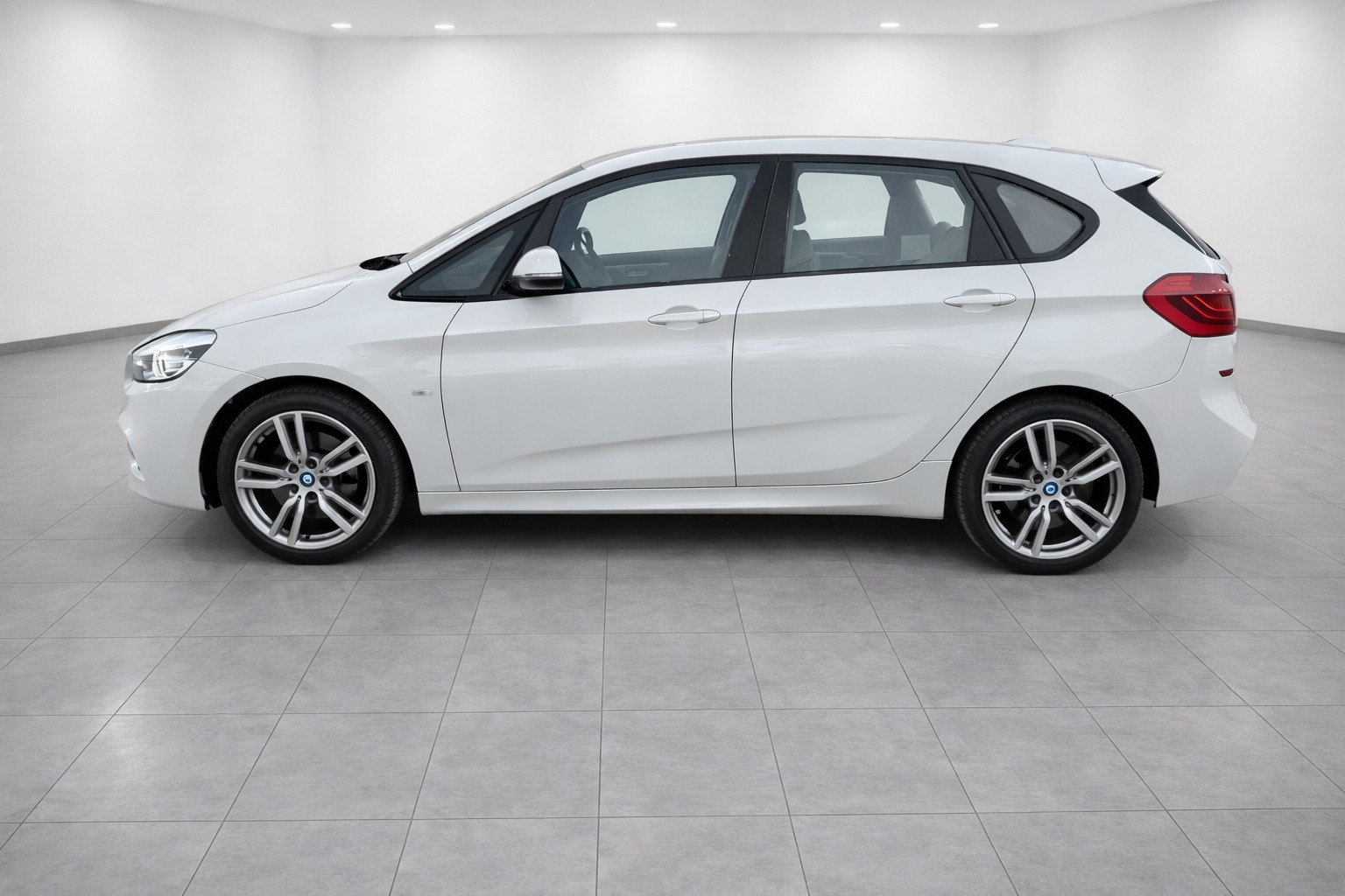 BMW 220 2015, photo 4/10