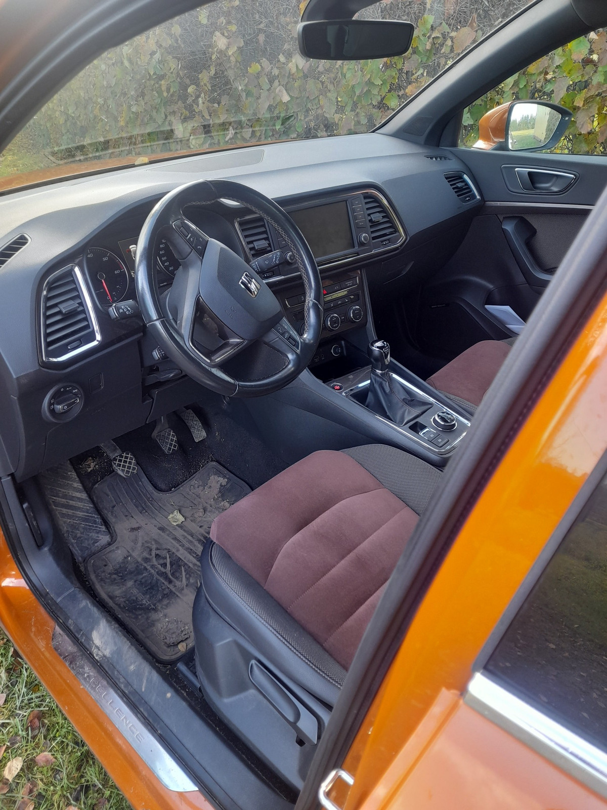 SEAT Ateca 2016, photo 3/4