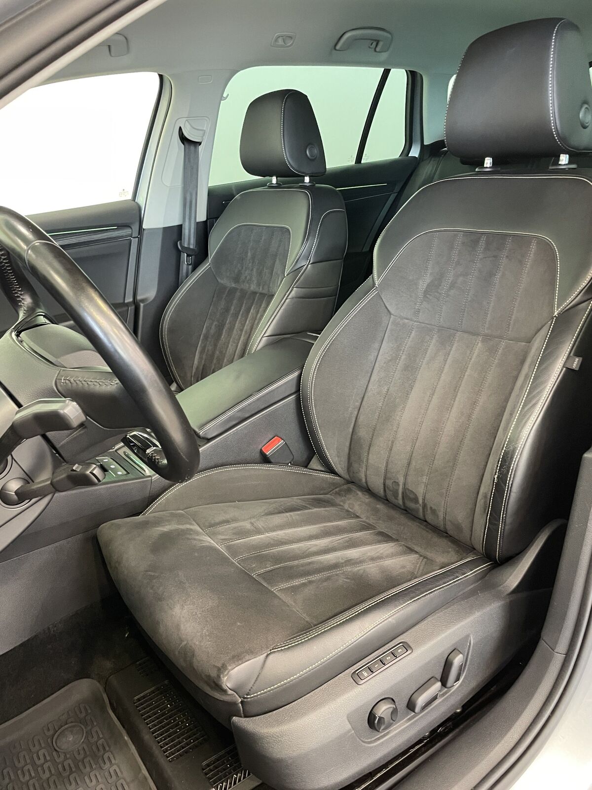 Škoda Superb 2020, kuva 7/10