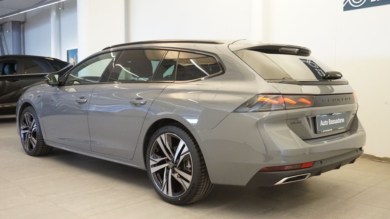 Peugeot 508 2023, photo 4/10