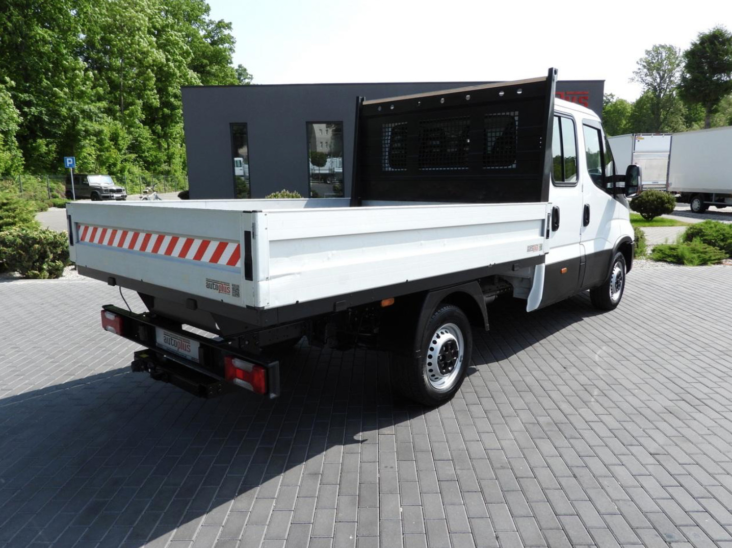 Iveco Daily 2021, photo 2/7