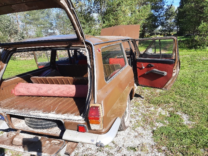 GAZ 24 Volga 1979, kuva 2/7