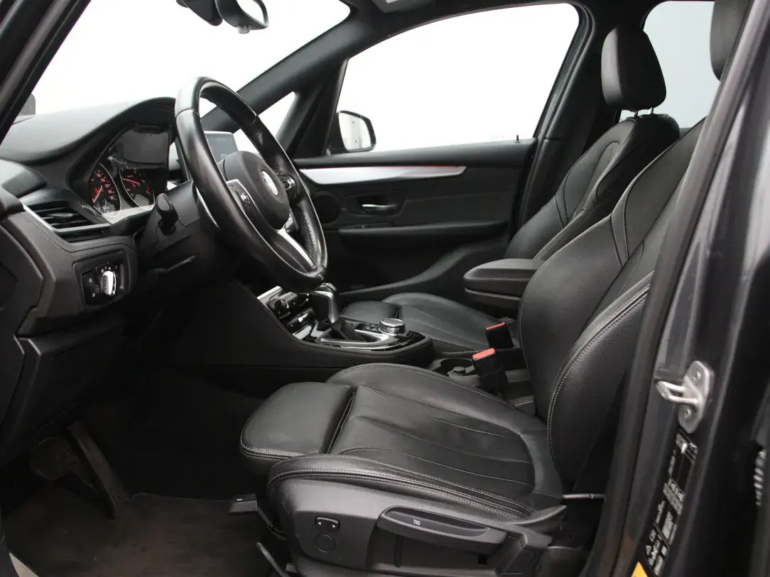 BMW 220 2016, photo 4/47