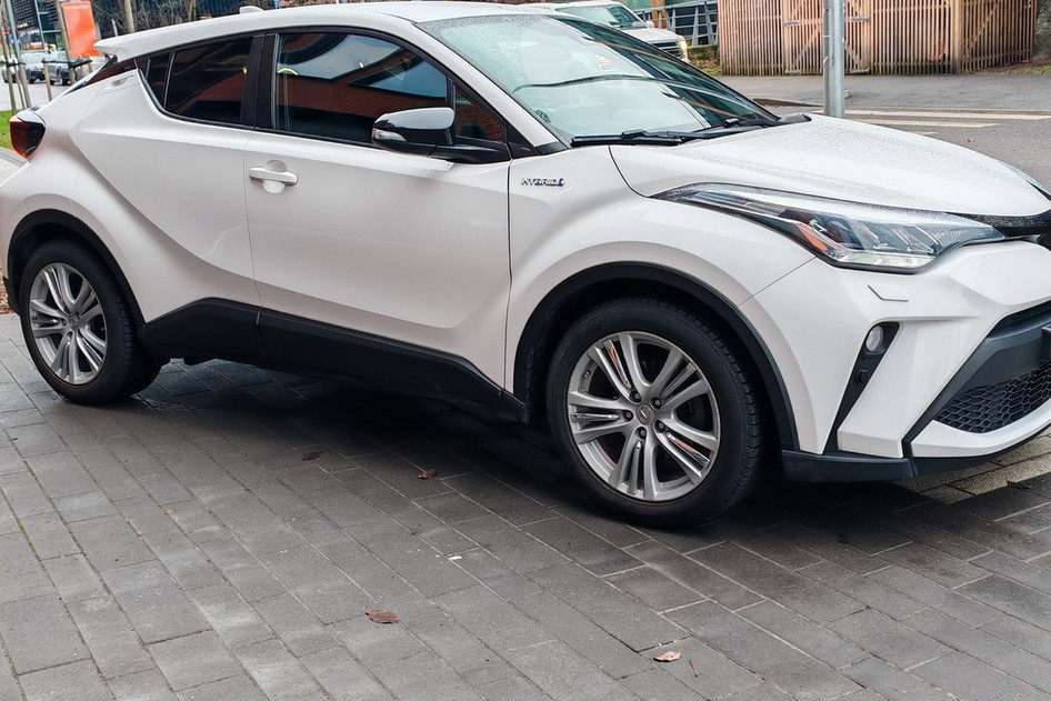 Toyota C-HR, 2021, 1.8, 72 kW, гибрид (бензин/электричество), автомат, передний привод